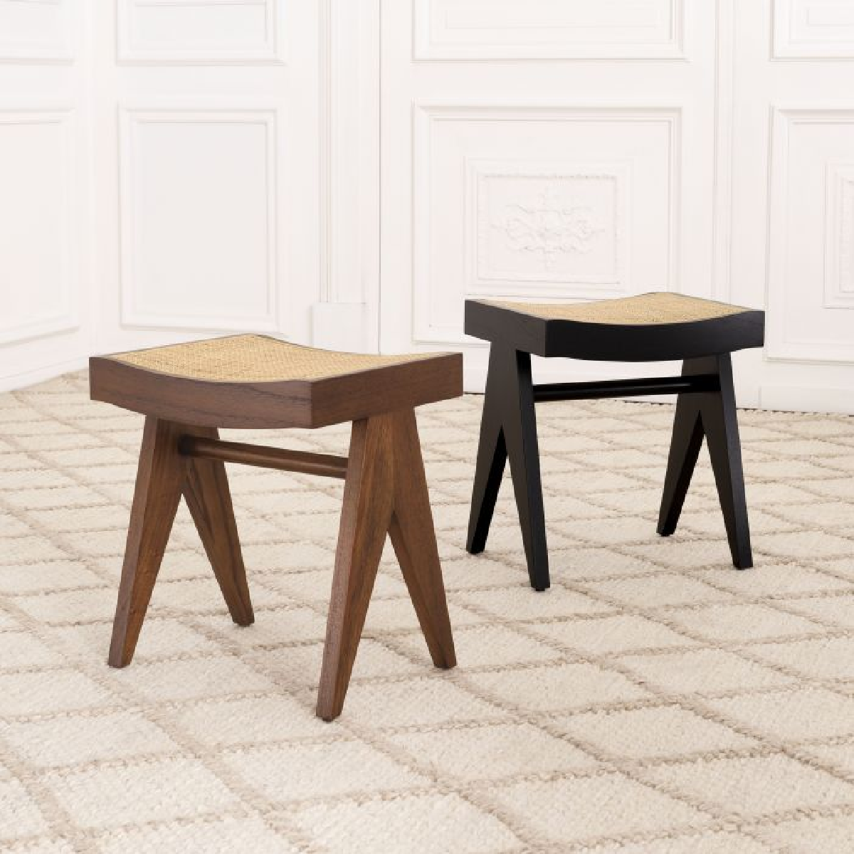 Pouf en rotin et bois marron