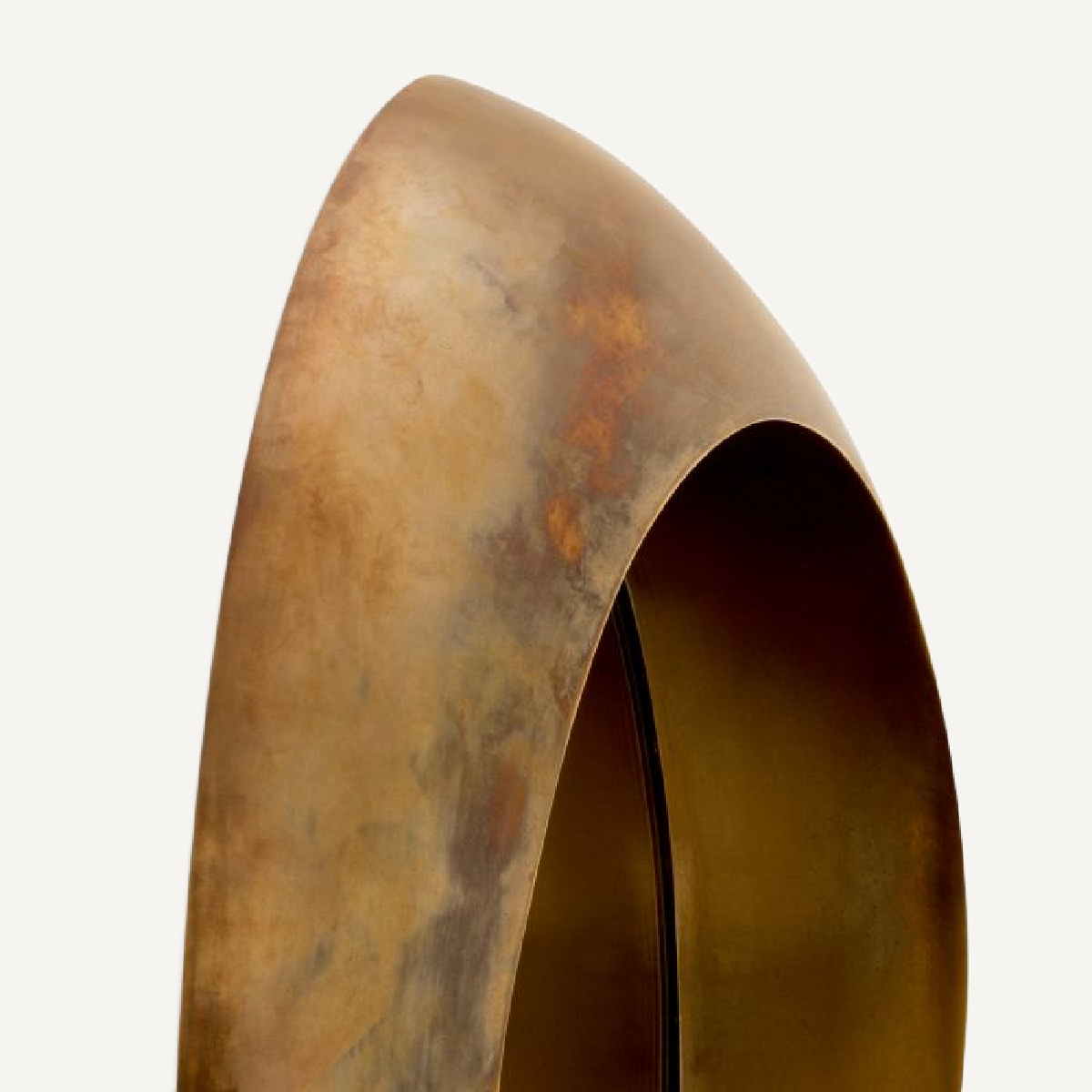 Miroir rond en métal vieilli