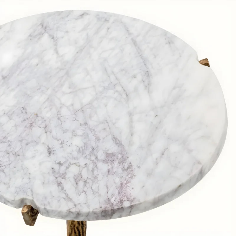 Table d'appoint ovale dorée en marbre blanc