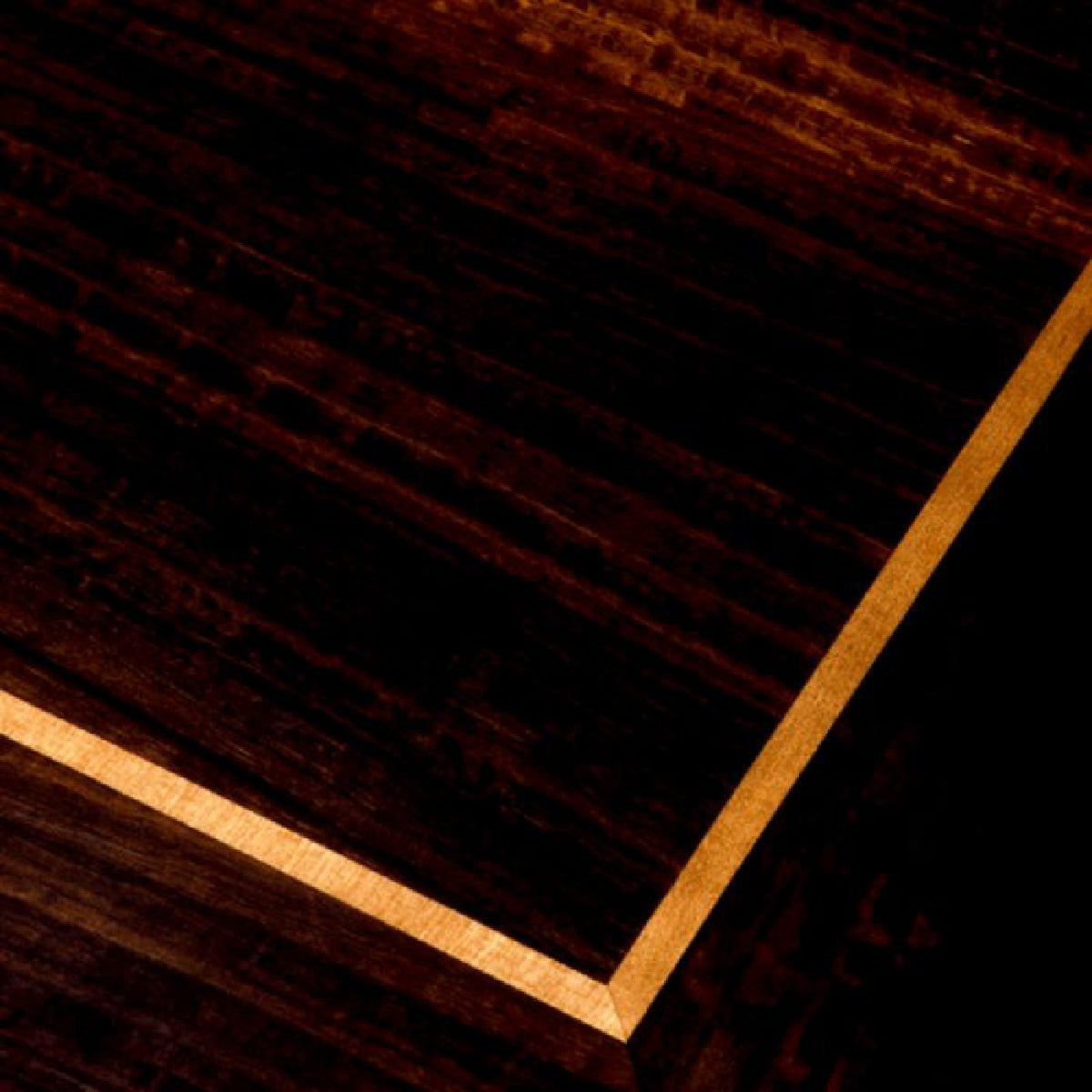 Console en eucalyptus fumé brillant