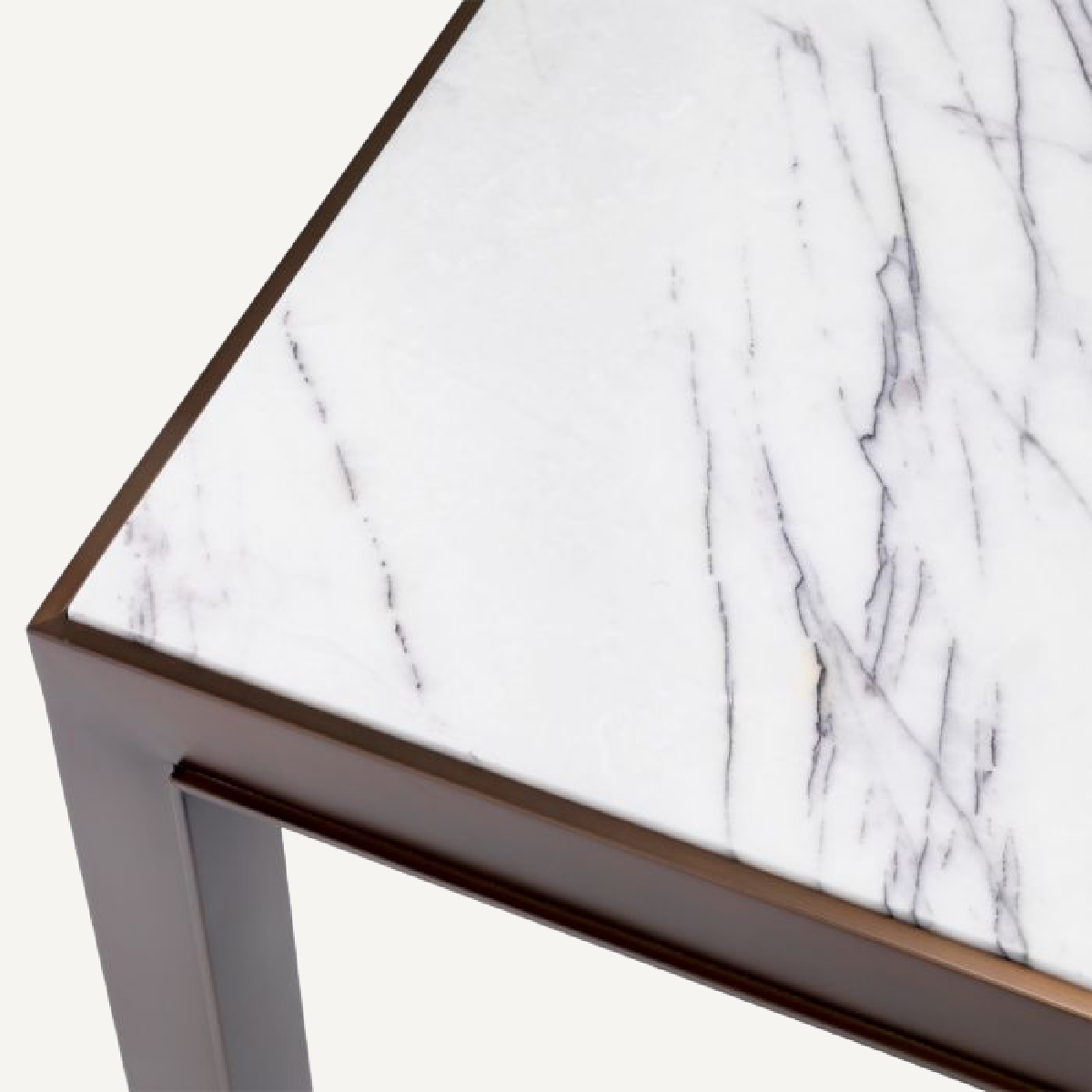 Table d'appoint cuivrée en marbre blanc